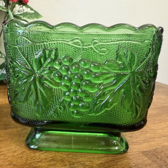 Vintage Indiana Glass Harvest‎ Grape Green Compote and Candy Dish Pressed Glass - Picture 6 of 7
